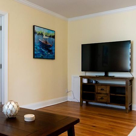 Walk To The Beach! Two Bedroom Unit In The Heart Of Jax Beach Джаксънвил Бийч Екстериор снимка
